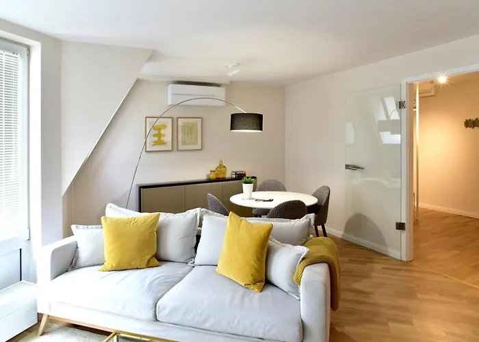 Saxx מלון דירות 4*